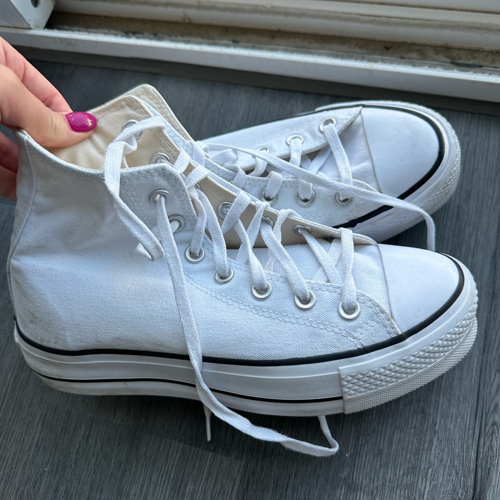 Platform converse